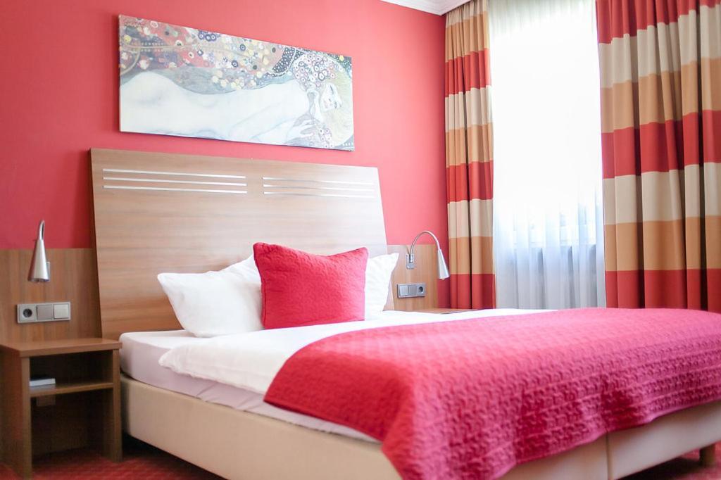 אברמאנשטאדט Hotel Brauereigasthof Schwanenbraeu מראה חיצוני תמונה